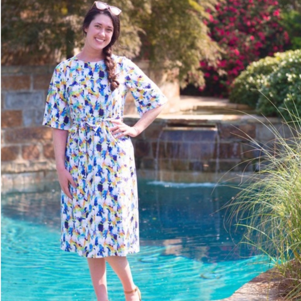 Length43 Chest37 Waist31 Hips41 Sleeve length14